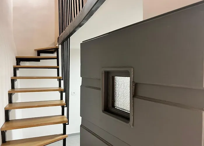 Apartman Seayou!***charming 1-bedroom Unit In The Old Center Of